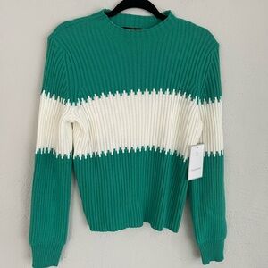 Calligraphie Woman Green/ White Mock Neck Sweater, Size  Medium